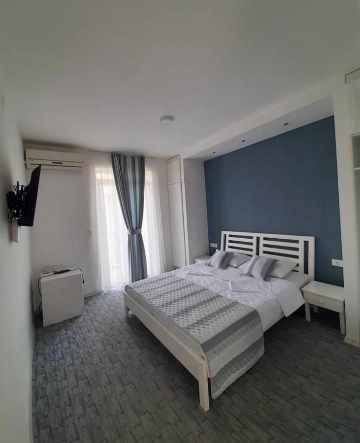 Juzno More Bed and Breakfast Sutomore Exterior foto